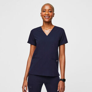 Figs Casma Three-Pocket Scrub Top